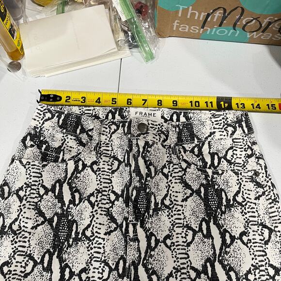 FRAME Le Mini Split Front Black Python-Print Denim Skirt Womens Size 0/25 - Picture 6 of 7
